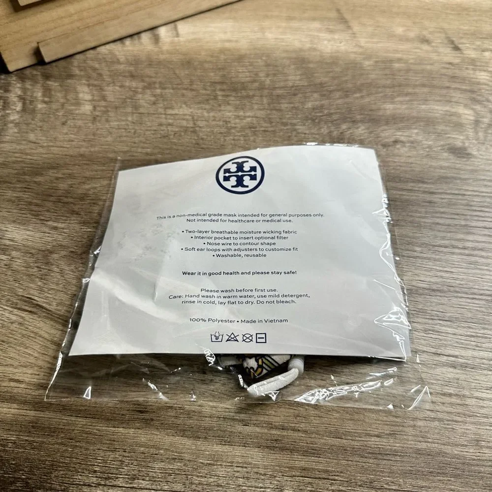 Tory Burch Face Mask Patterned New